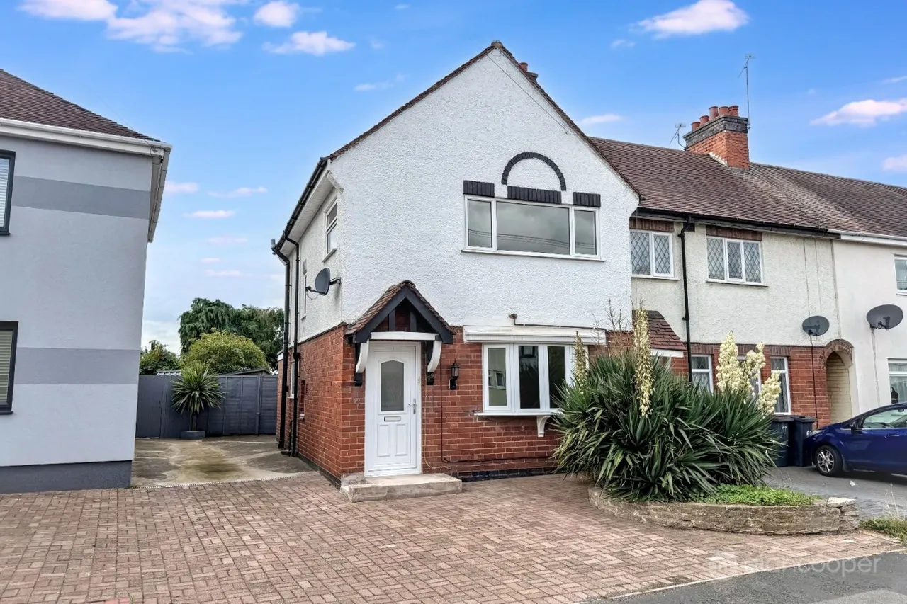 4 bed house for sale, Ivanhoe Avenue, Attleborough, CV11