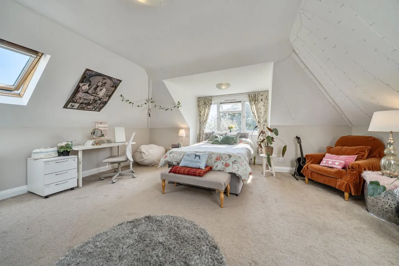 Bolton Road, Windsor, photo 13