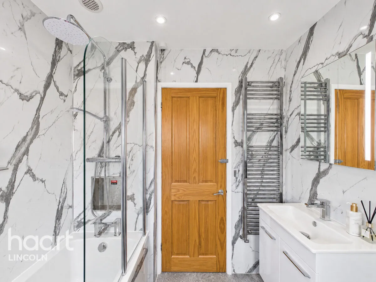 Redhall Drive, Bracebridge Heath, LN4, photo 14