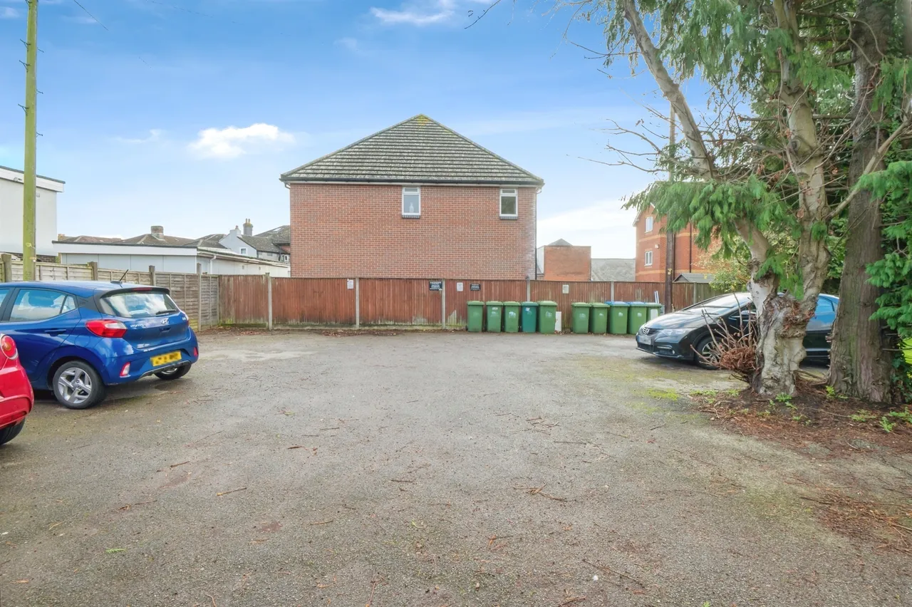 Shirley Road, Southampton, SO15, photo 13