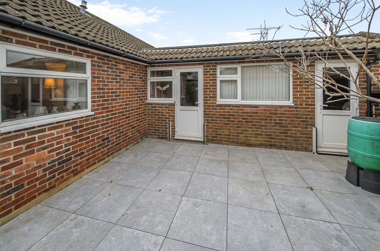 Van Gogh Place, Bersted, PO22, photo 14