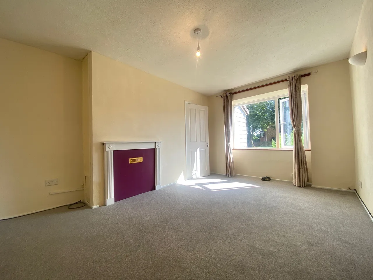 Rea Way, WR2, photo 4
