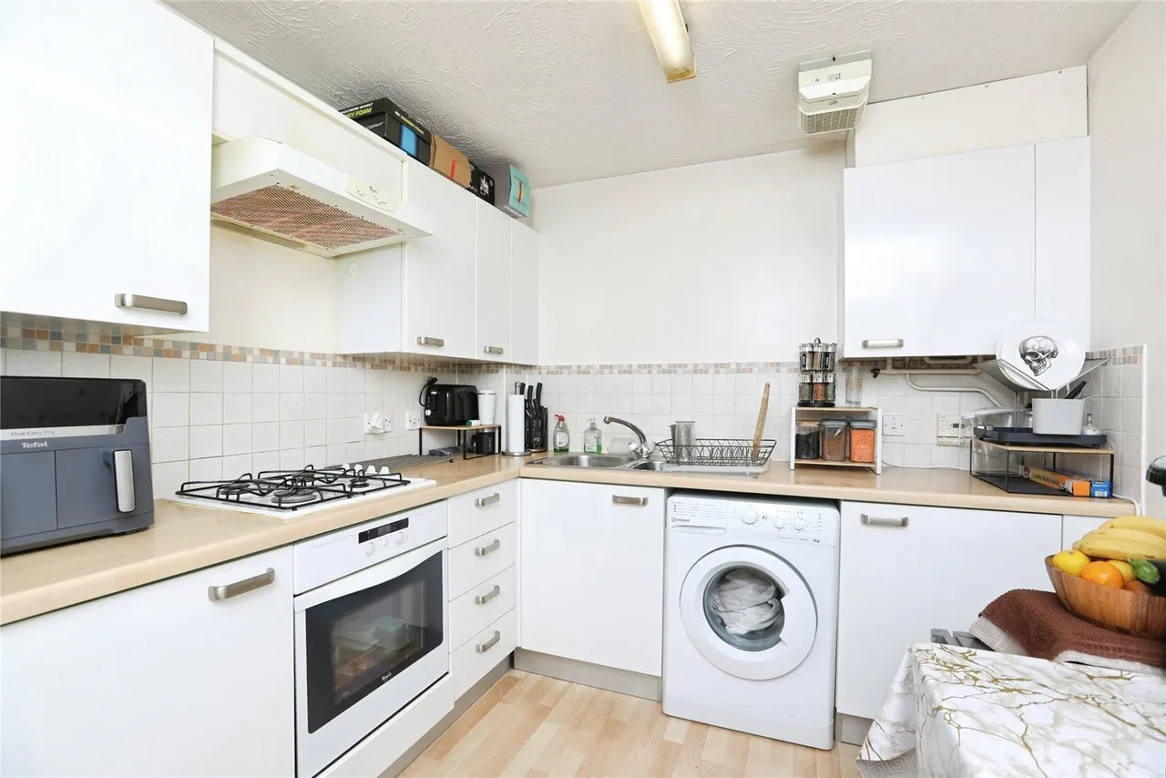 Radnor Close, Maidstone, Kent, ME14, photo 5