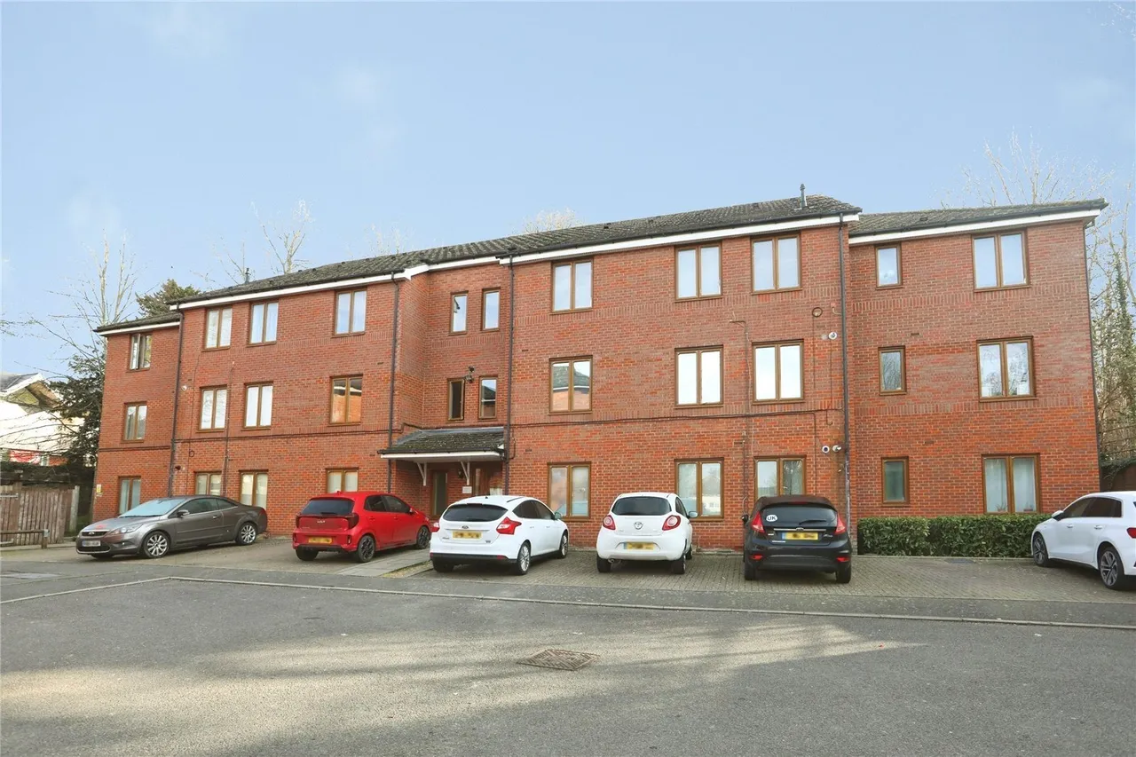 1 bed flat for sale — Radnor Close, Maidstone, Kent, ME14