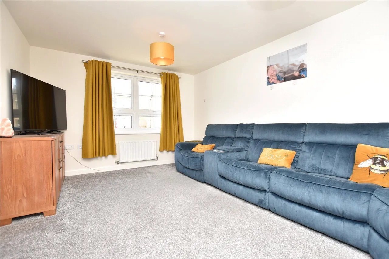 Churchyard Drive, East Ardsley, WF3, photo 14