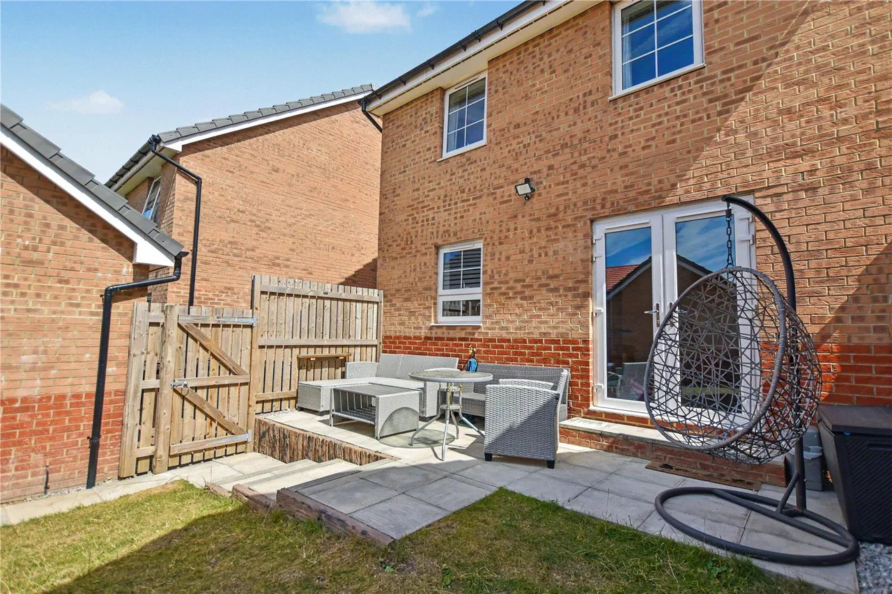 Churchyard Drive, East Ardsley, WF3, photo 12