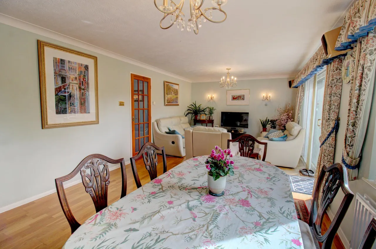 Wellington Way, Horley, RH6, photo 7