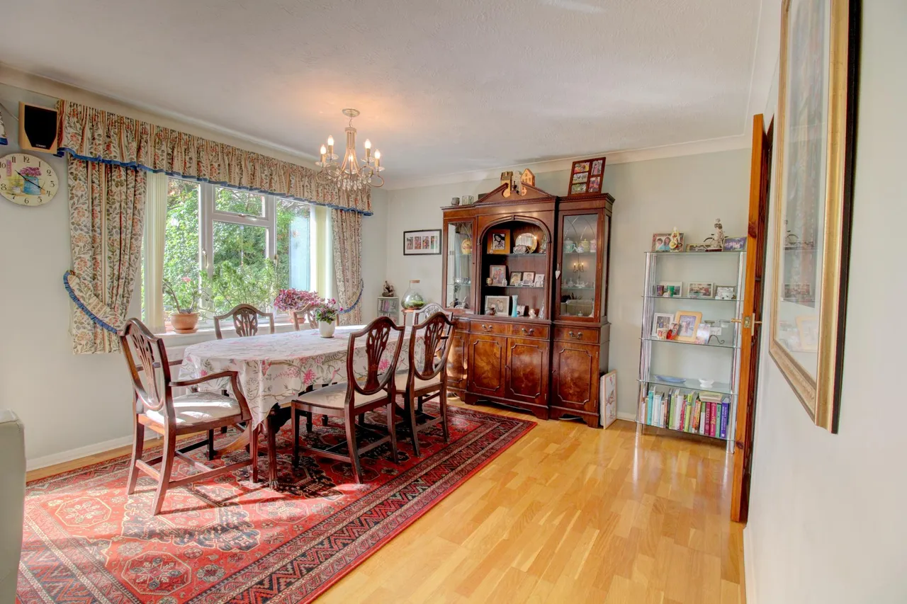 Wellington Way, Horley, RH6, photo 6