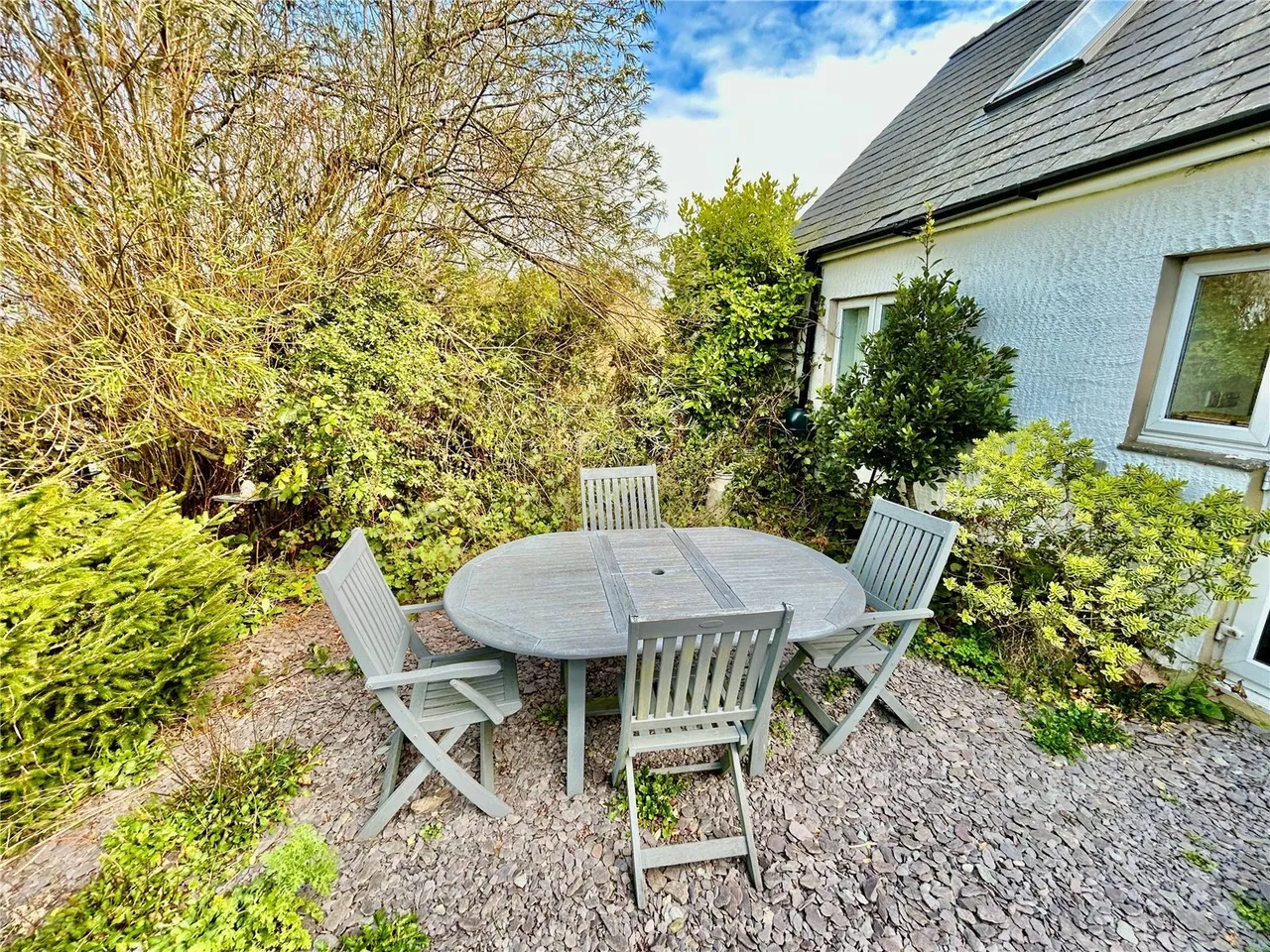 Mynydd Bodafon, Llannerch-y-Medd, LL71, photo 11