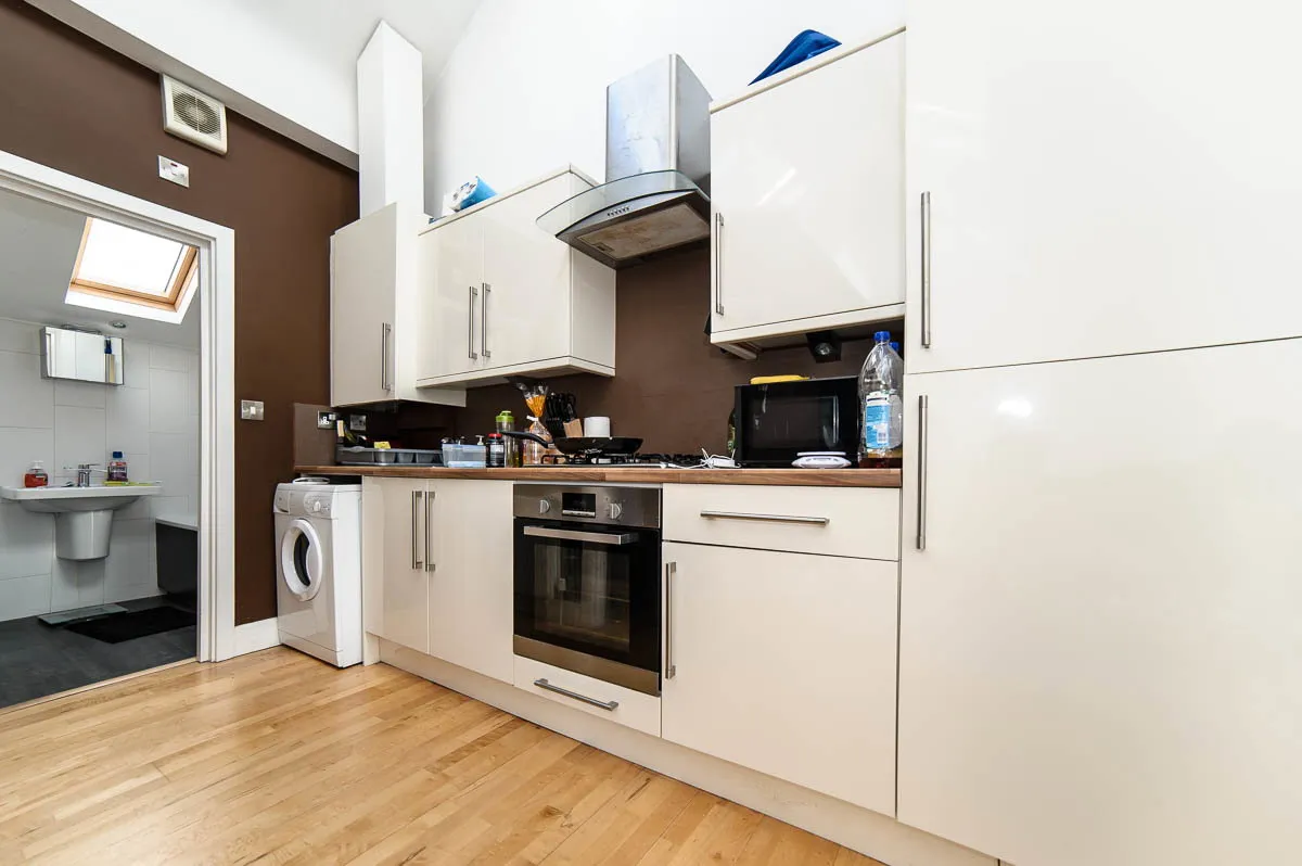 Gleneldon Road, London, SW16, photo 2