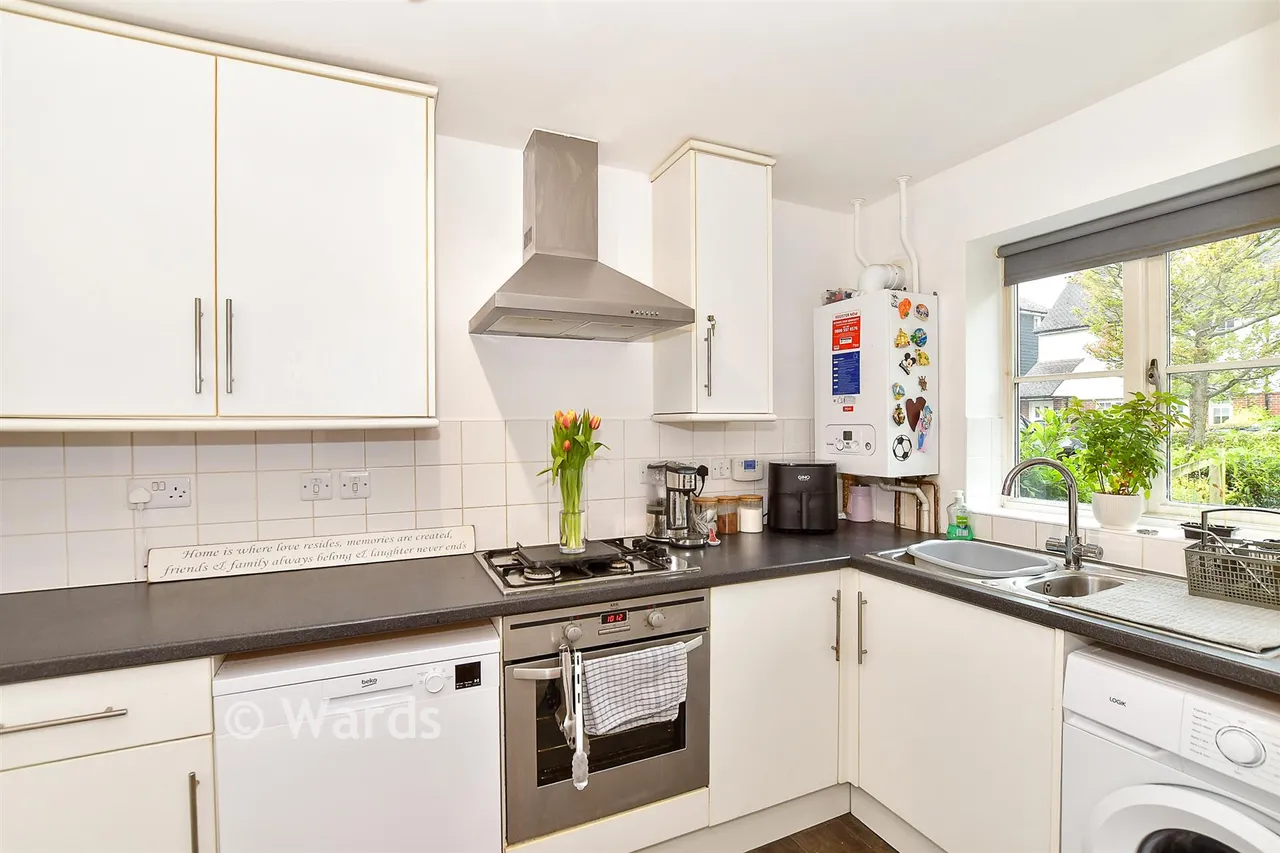 Cruttenden Close, Tenterden, TN30, photo 5