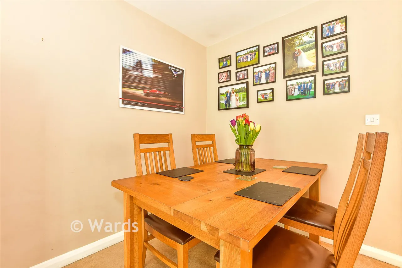 Cruttenden Close, Tenterden, TN30, photo 4