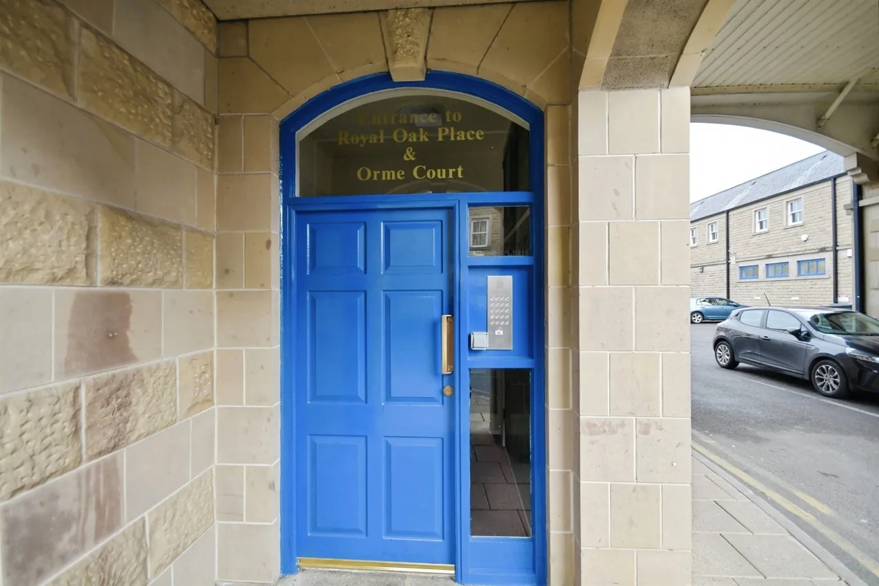 Matlock Street, Bakewell, DE45, photo 15