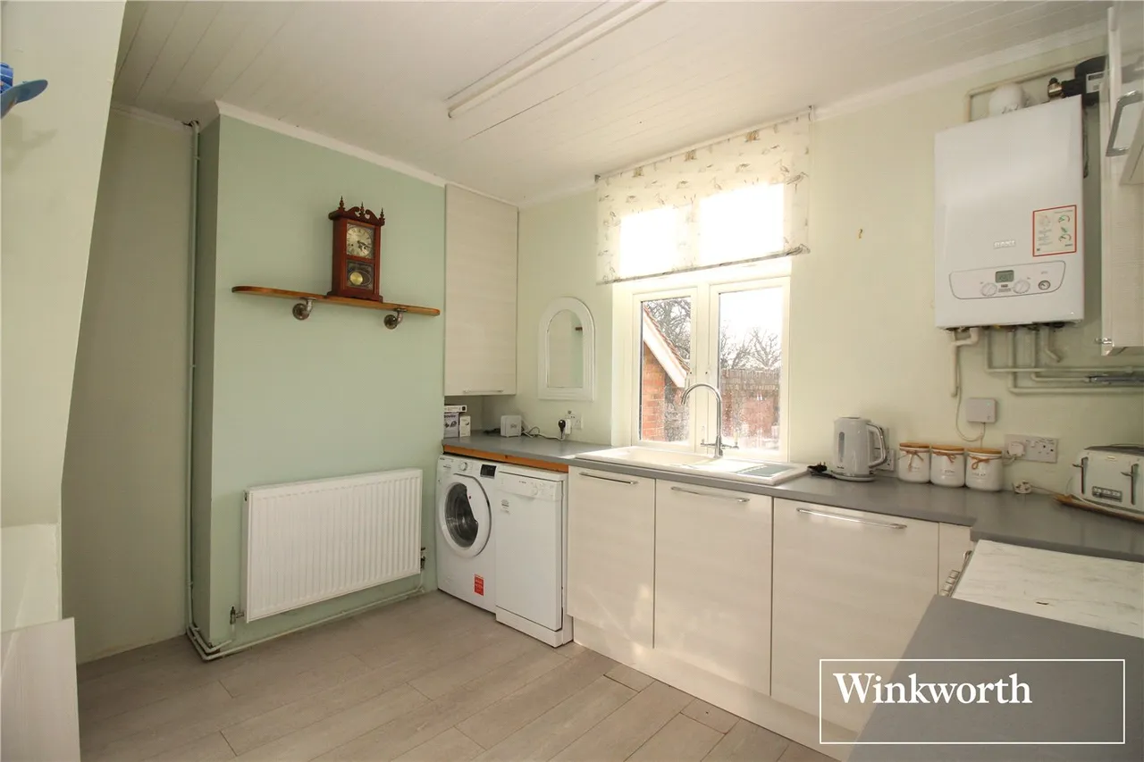 Theobald Street, Radlett, Hertfordshire, WD7, photo 5