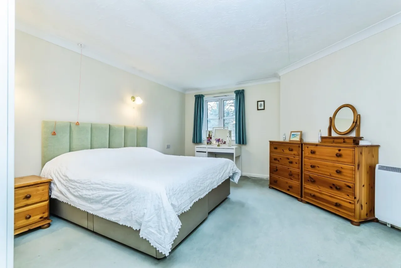 Chaldon Road, Caterham, Surrey, CR3, photo 7
