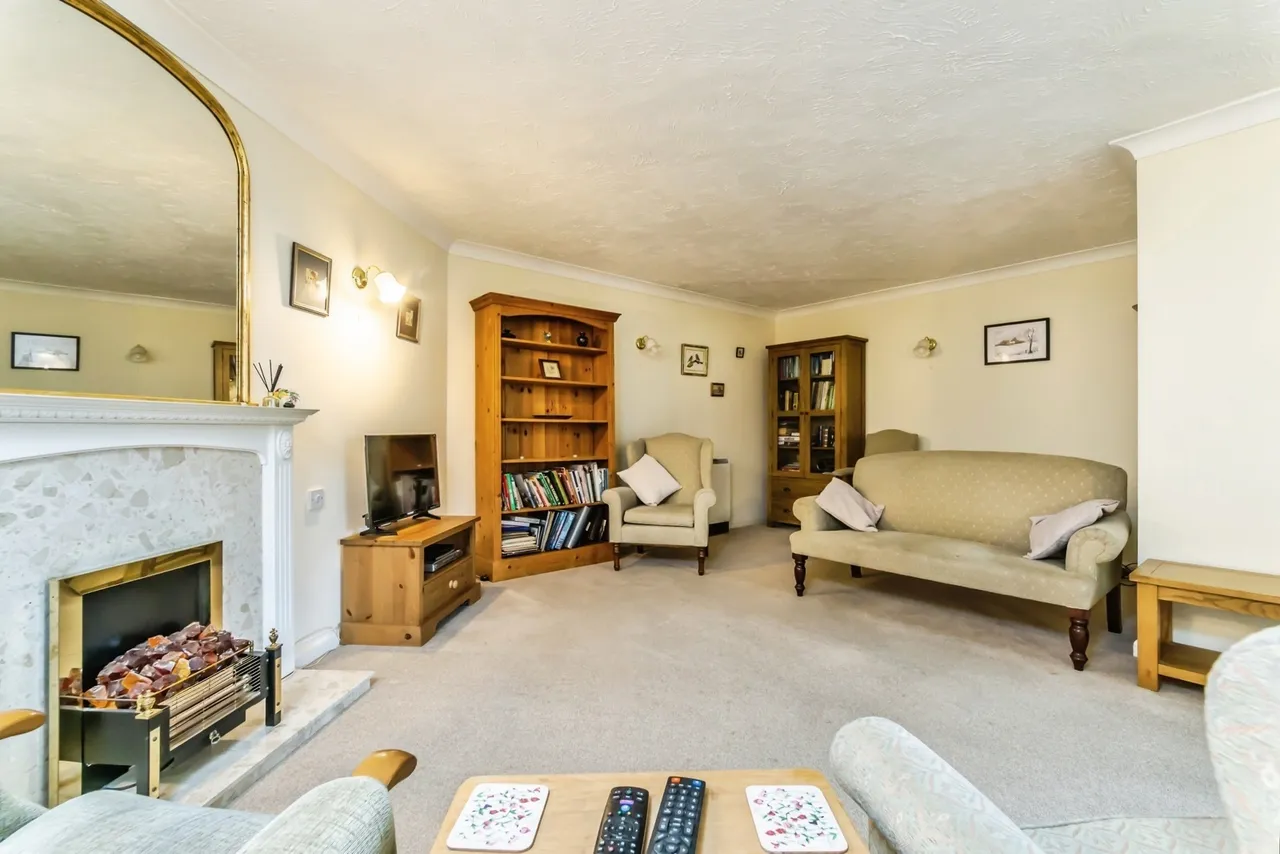 Chaldon Road, Caterham, Surrey, CR3, photo 5