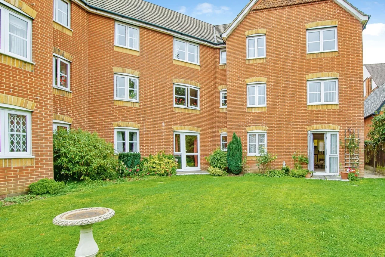 Chaldon Road, Caterham, Surrey, CR3, photo 18