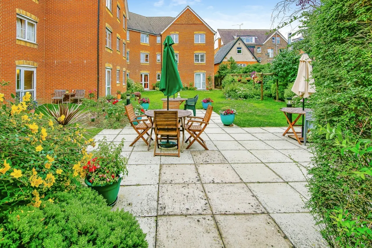 Chaldon Road, Caterham, Surrey, CR3, photo 11