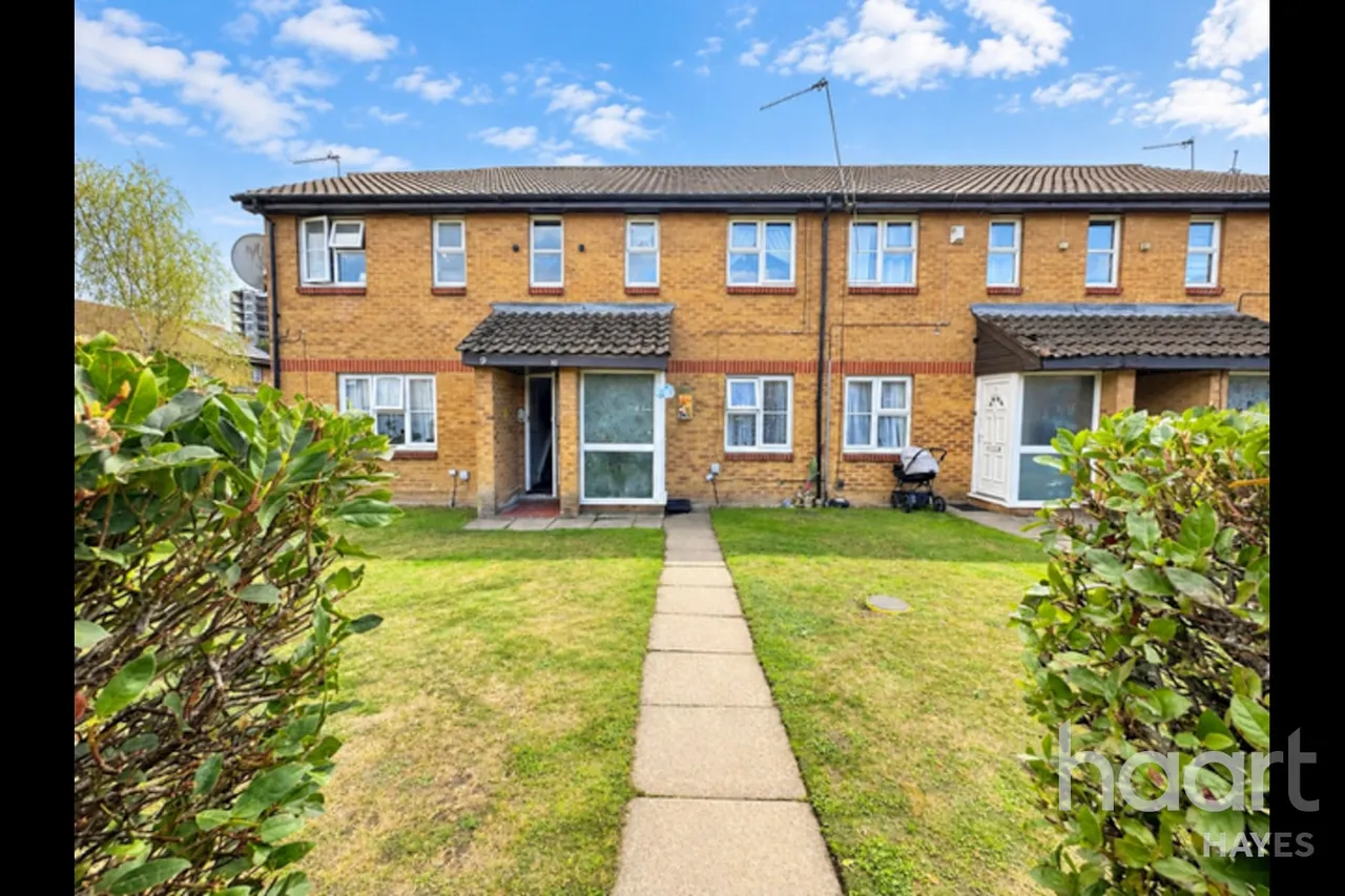 1 bed flat for sale, Abbey Close, Hayes, UB3