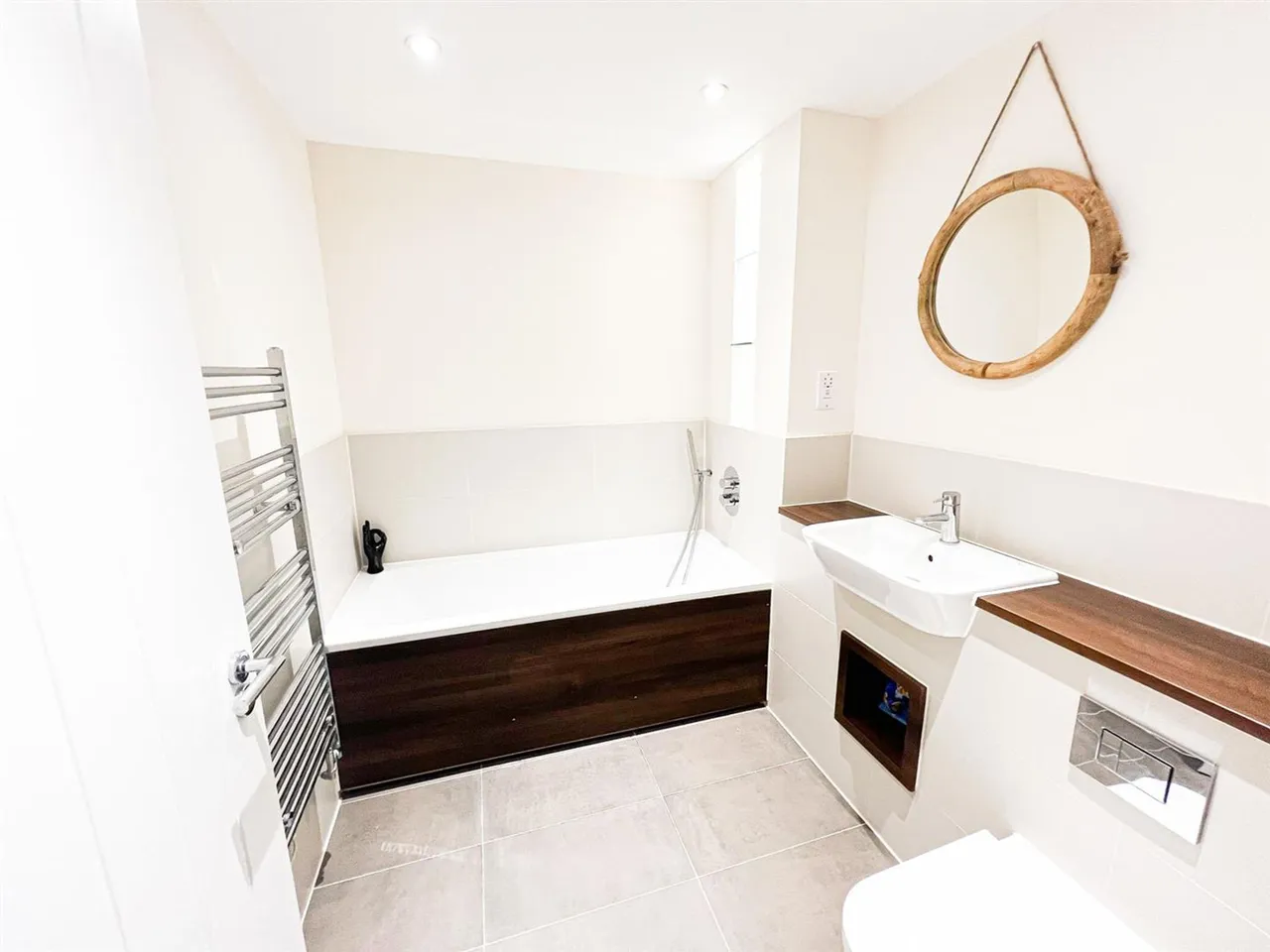 Five Oaks Lane, Chigwell, Chigwell, IG7 4FH, photo 12