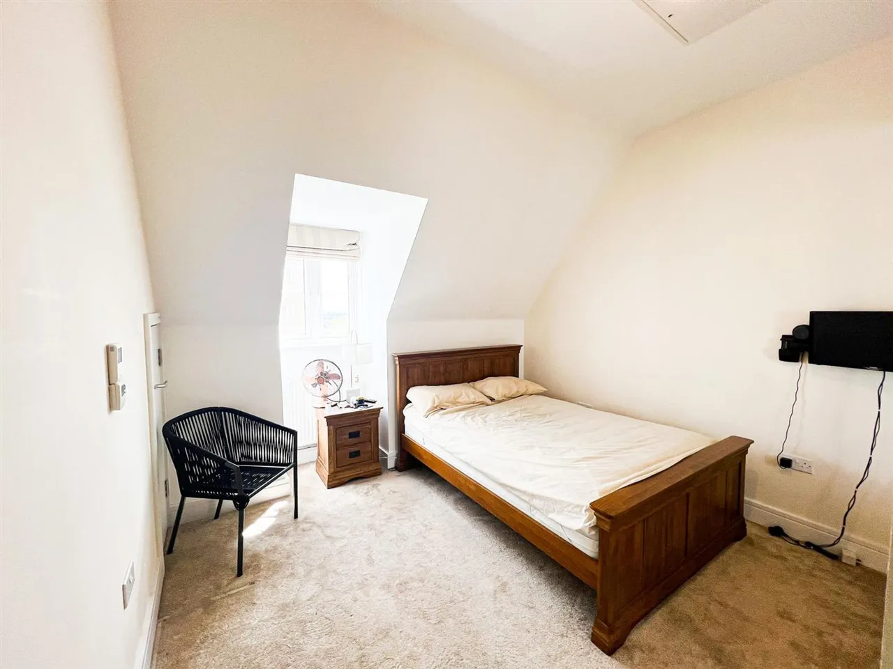 Five Oaks Lane, Chigwell, Chigwell, IG7 4FH, photo 7