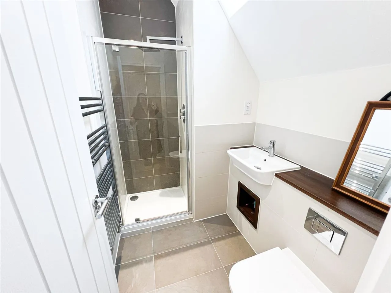 Five Oaks Lane, Chigwell, Chigwell, IG7 4FH, photo 11