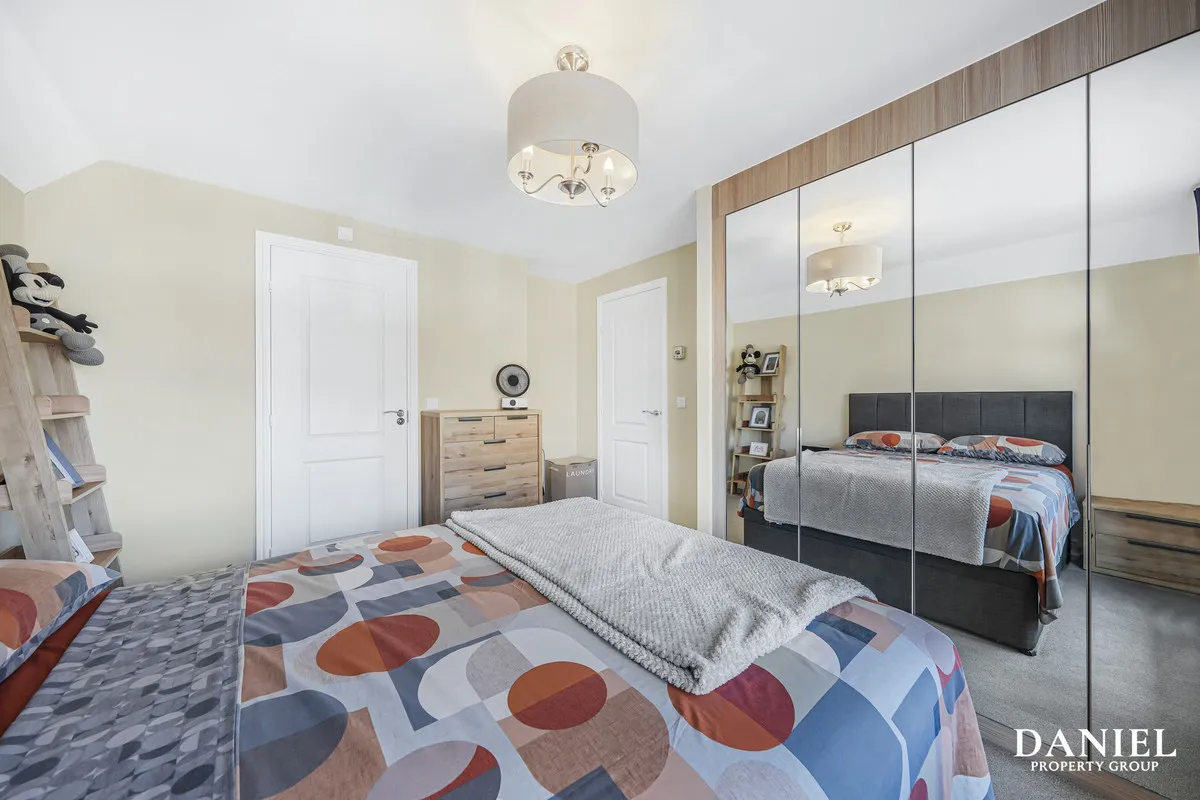Bebington Drive, Langdon Hills, SS16, photo 16