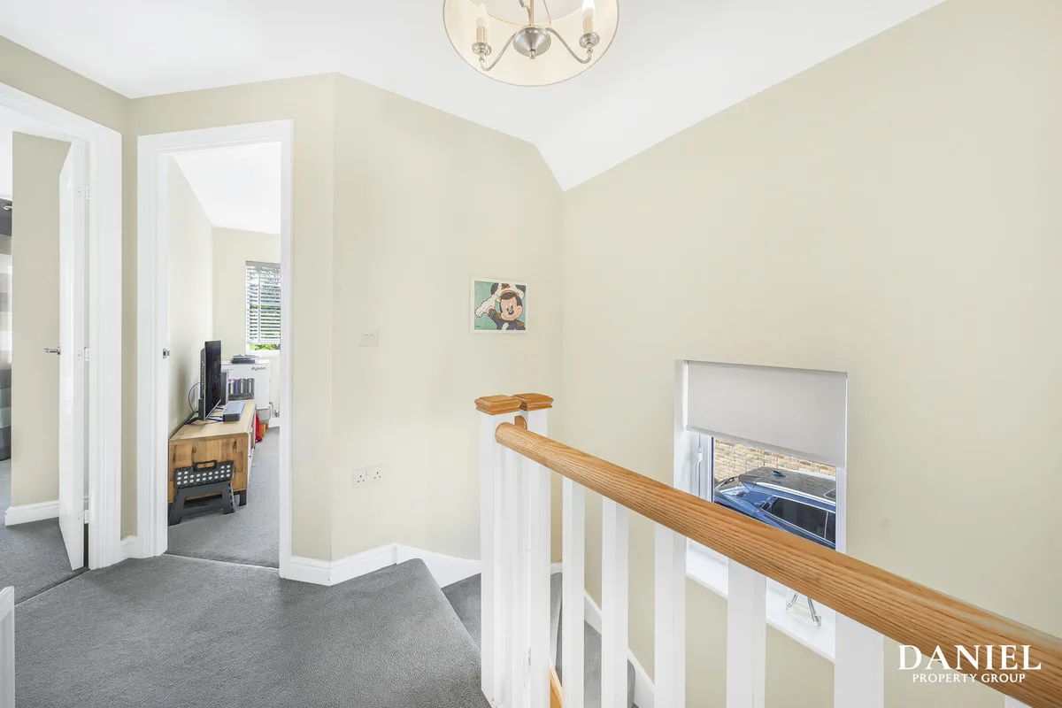 Bebington Drive, Langdon Hills, SS16, photo 14