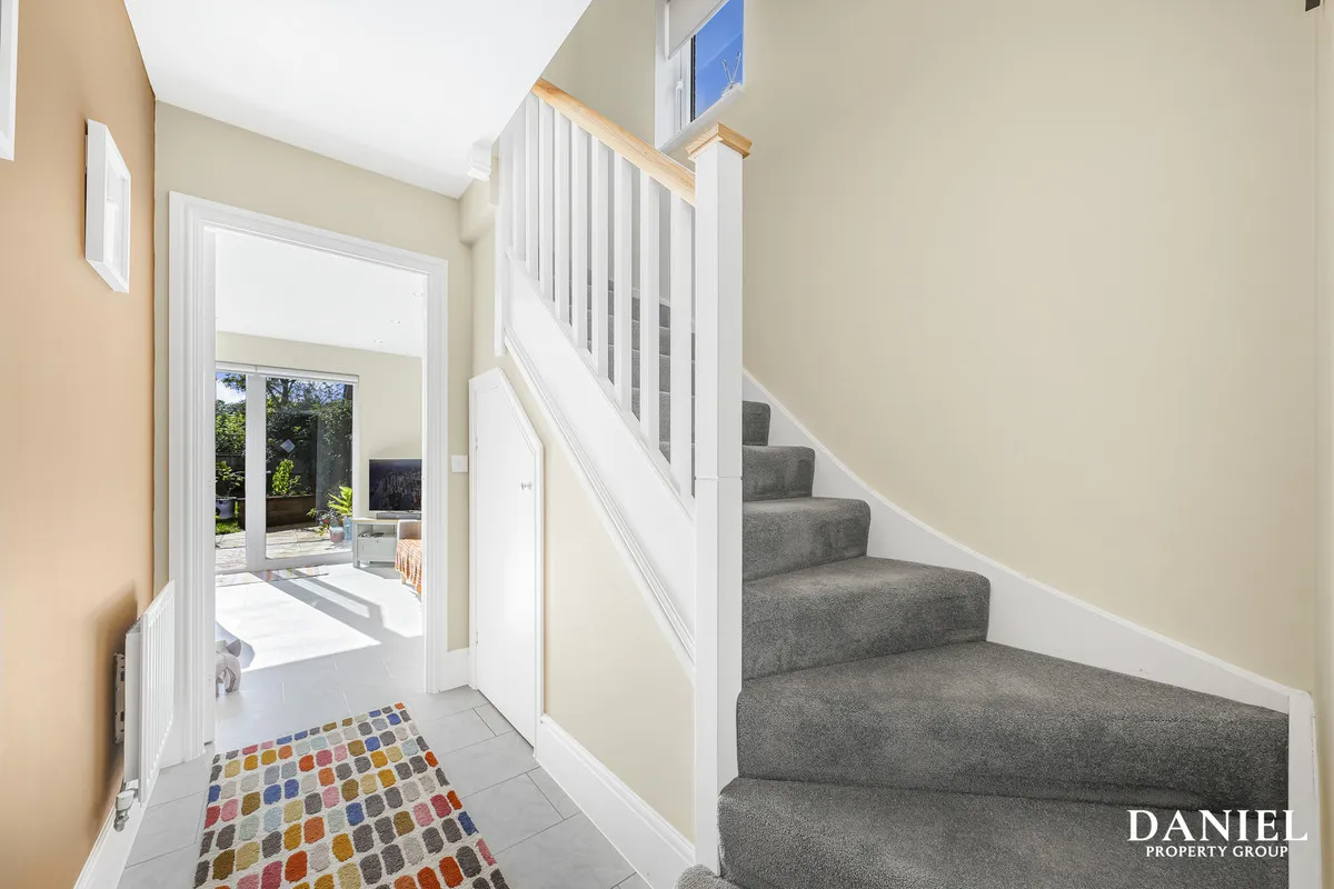 Bebington Drive, Langdon Hills, SS16, photo 6