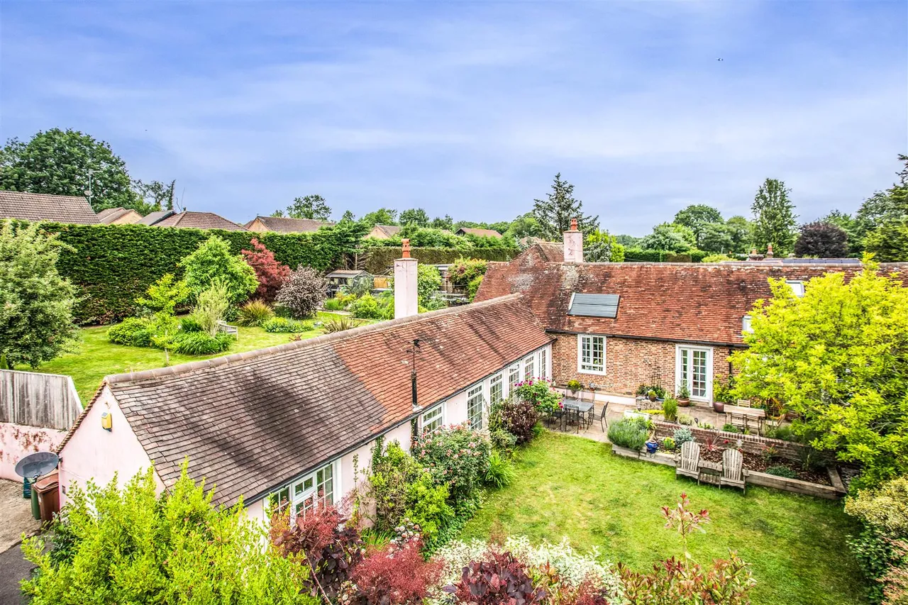 5 bed house for sale — Hempstead Lane, Uckfield, East Sussex, TN22 3DL