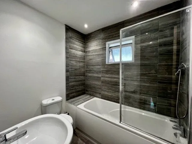 Dickens Road, Gravesend, DA12, photo 11