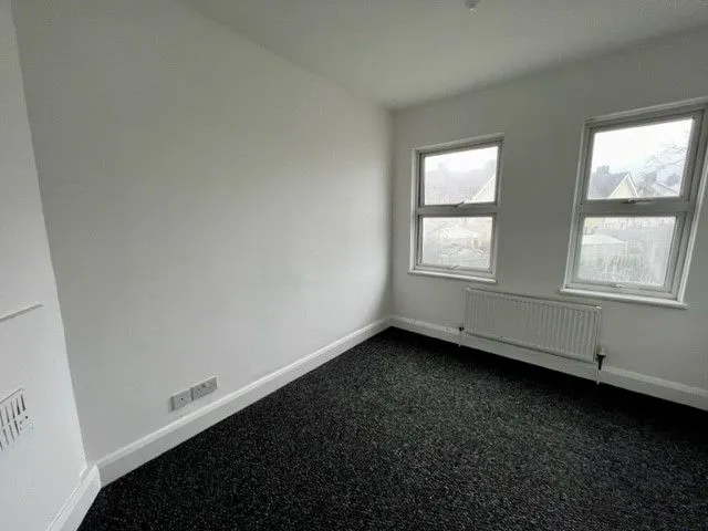 Dickens Road, Gravesend, DA12, photo 12