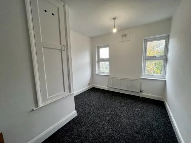 Dickens Road, Gravesend, DA12, photo 4