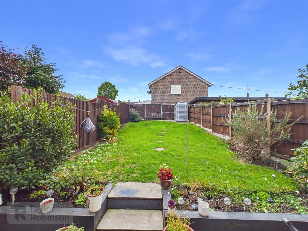 Highams Hill, Gossops Green, RH11, photo 12