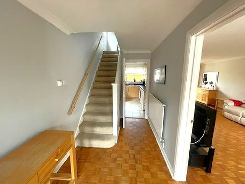 Southbourne Drive, Bourne End SL8 5RZ, photo 8
