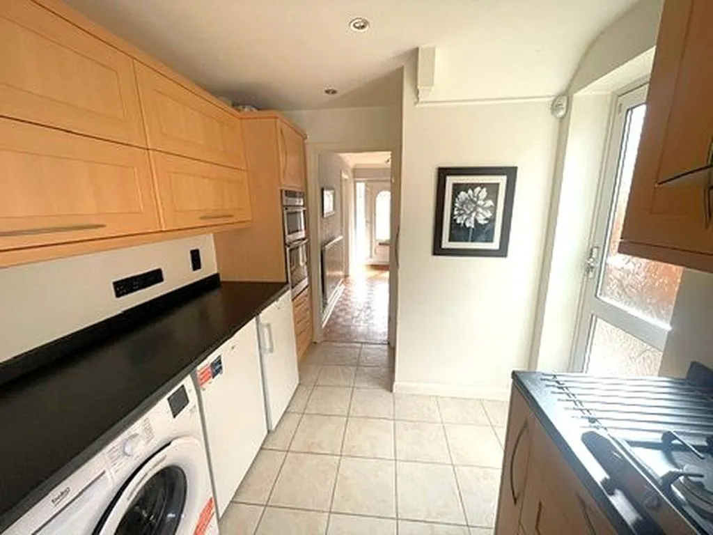 Southbourne Drive, Bourne End SL8 5RZ, photo 6