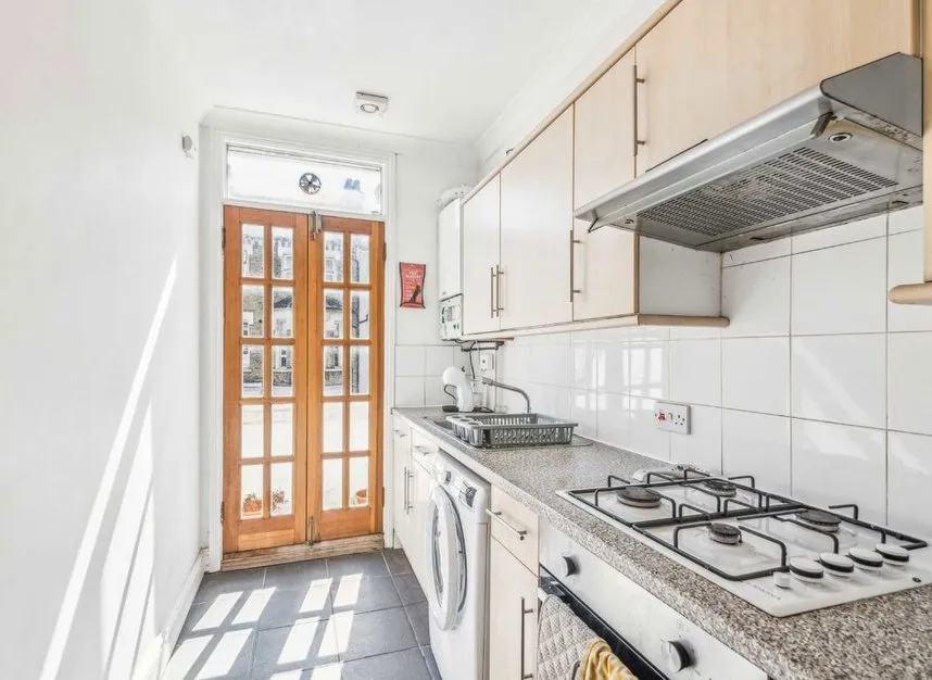 Prideaux Road, Stockwell, SW9, photo 3