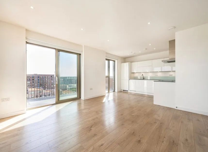 1 bed flat for sale — Atlantis Avenue, Gallions Reach, E16