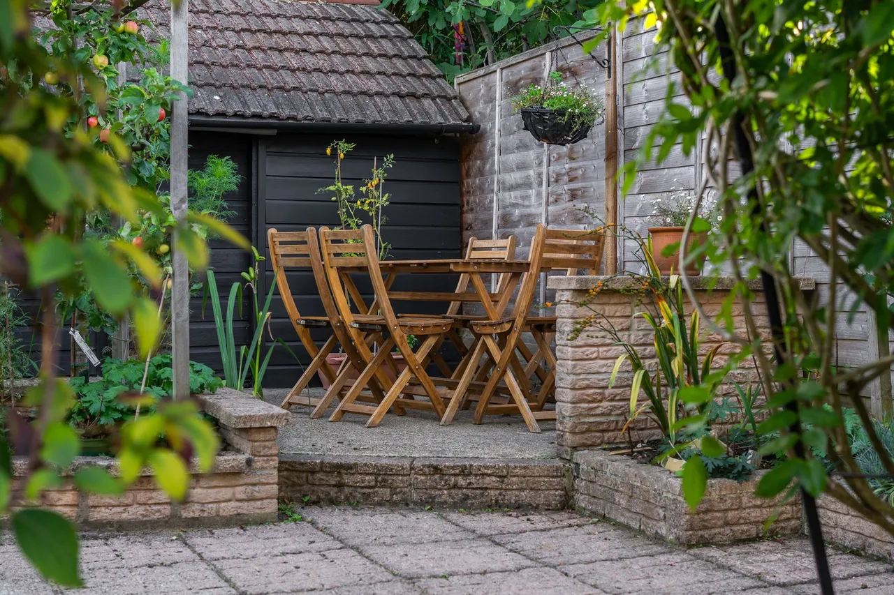 Bow Street, Alton, GU34, photo 20