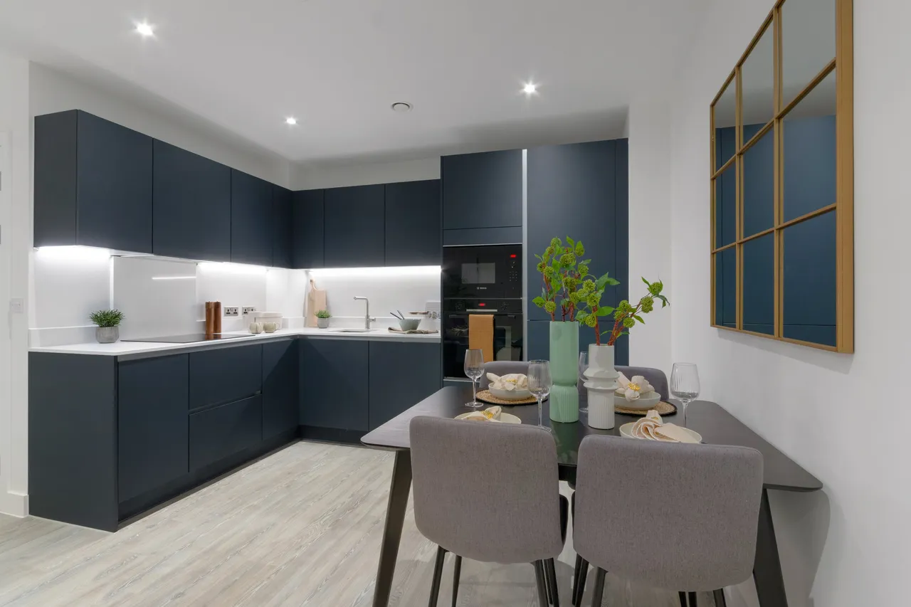 Civic Street, London, TW3, photo 9