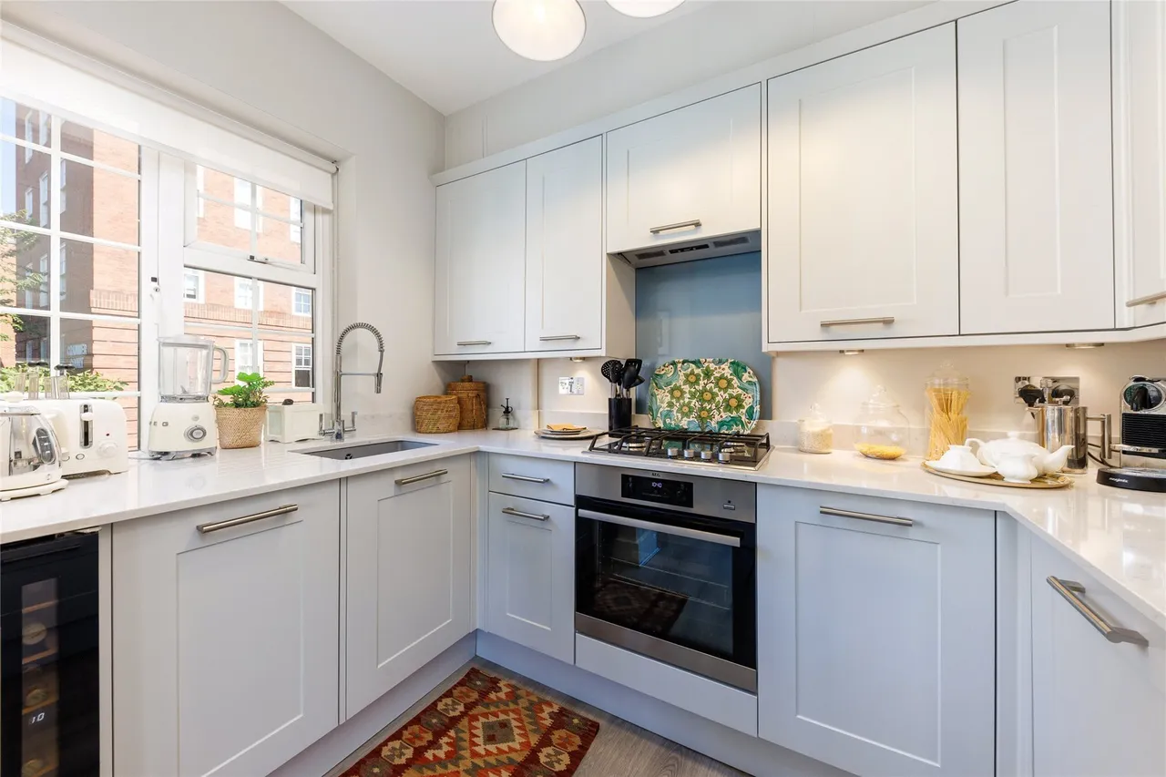 Whiteheads Grove, London, SW3, photo 10
