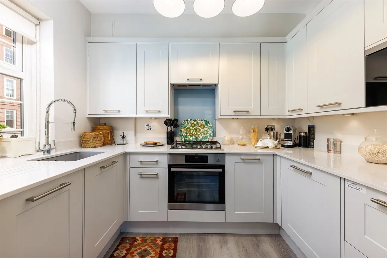Whiteheads Grove, London, SW3, photo 3
