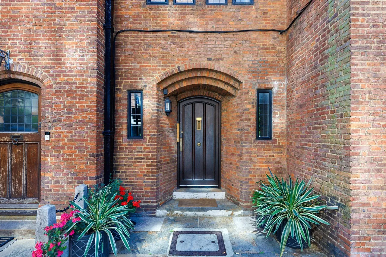 Whiteheads Grove, London, SW3, photo 12