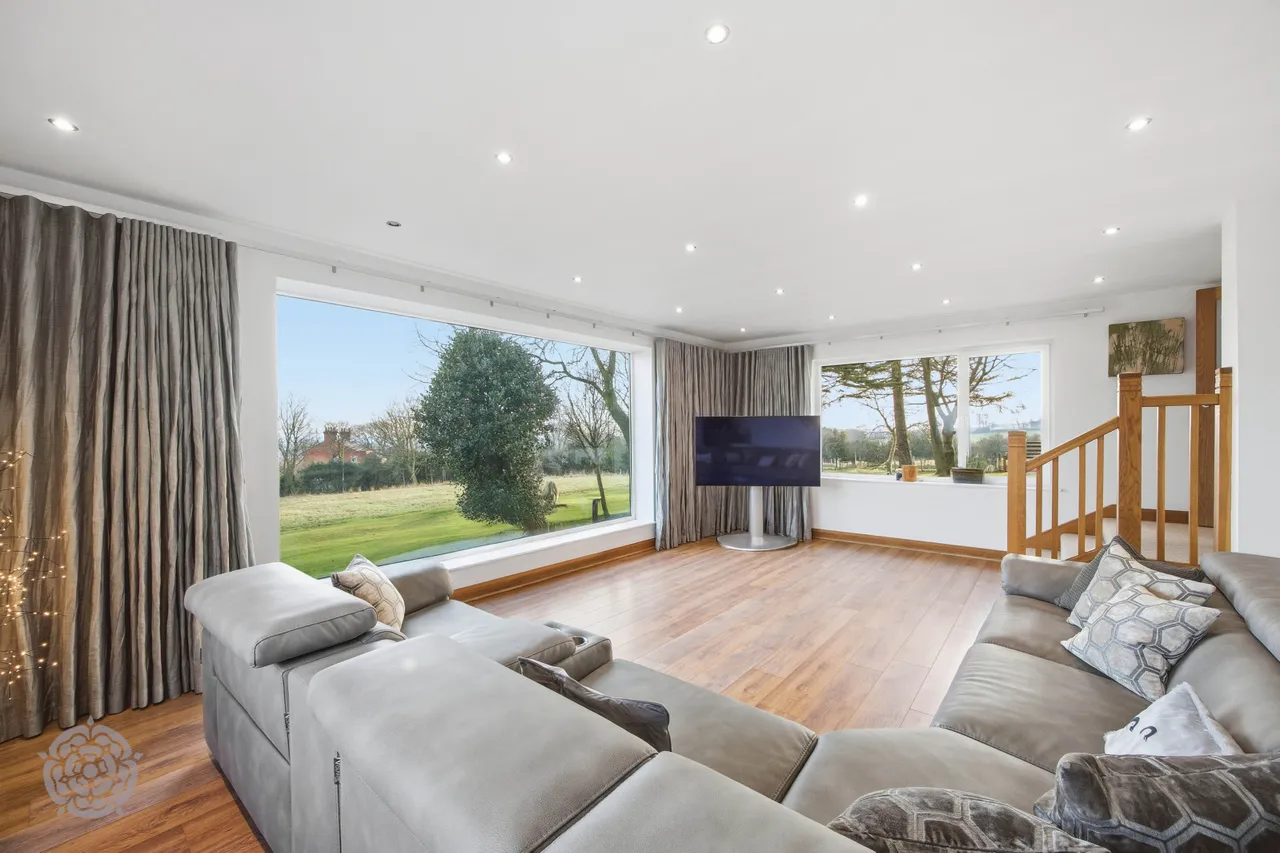 Hey Head Bradshaw Road, Tottington, Bury, BL8 3PP, photo 4