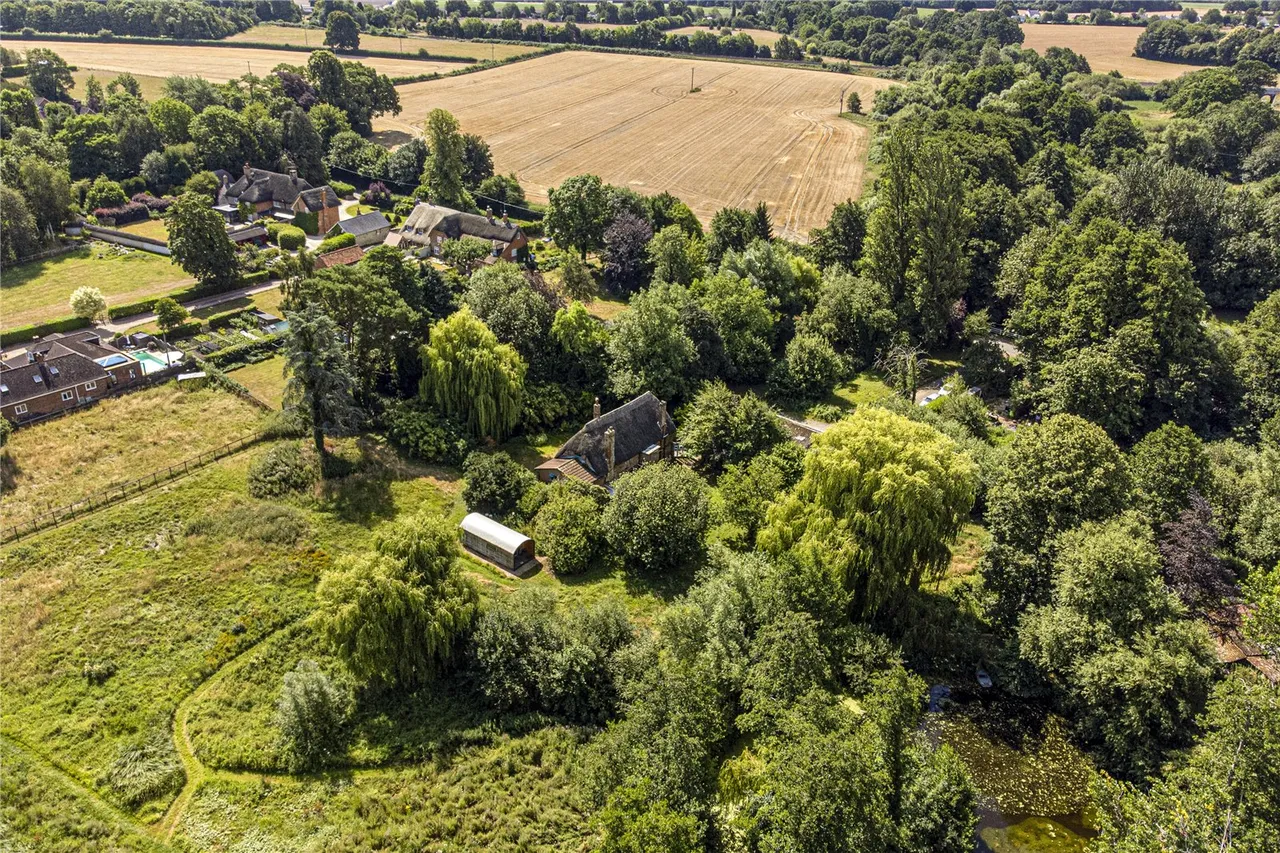 Woodborough, Pewsey, Wiltshire, SN9 5PL, photo 18