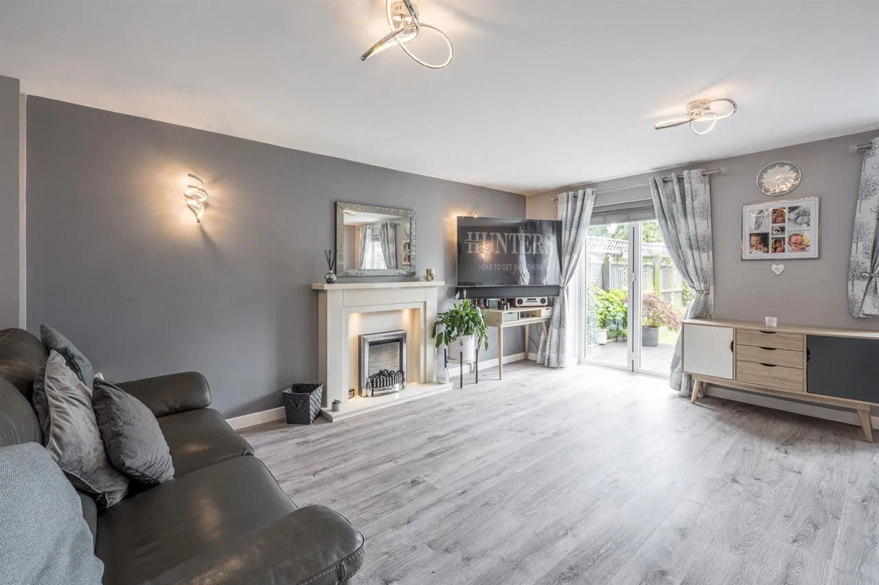 Holloway Court, Wombourne, WV5 0DJ, photo 5