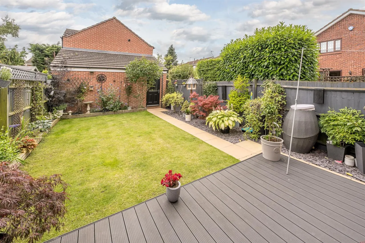 Holloway Court, Wombourne, WV5 0DJ, photo 3