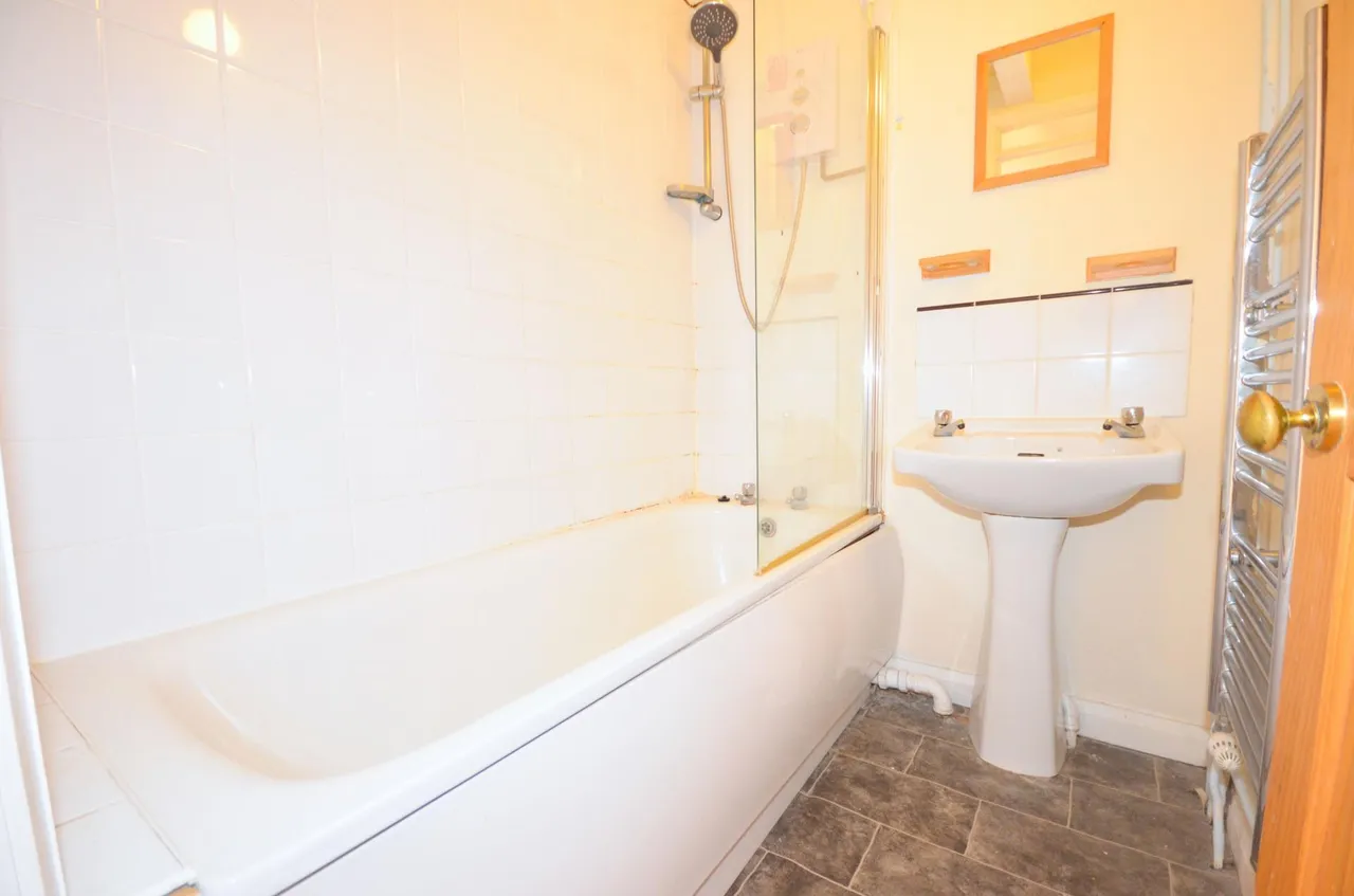 Redwood Close, Desborough, NN14, photo 12