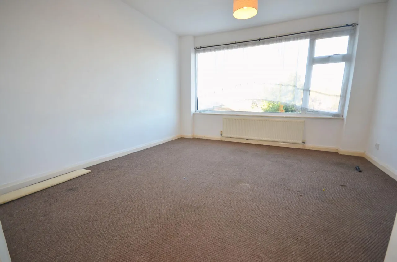 Redwood Close, Desborough, NN14, photo 4