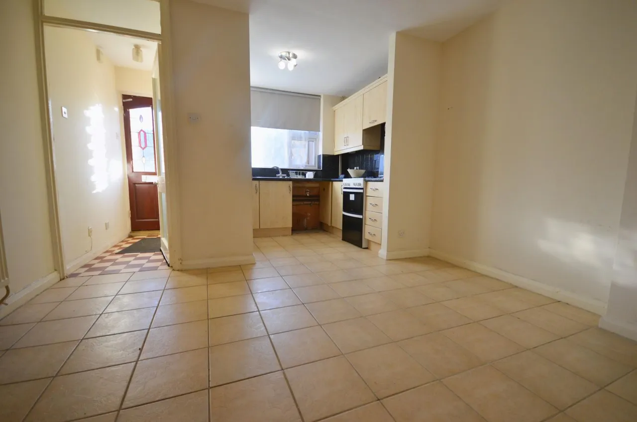 Redwood Close, Desborough, NN14, photo 3